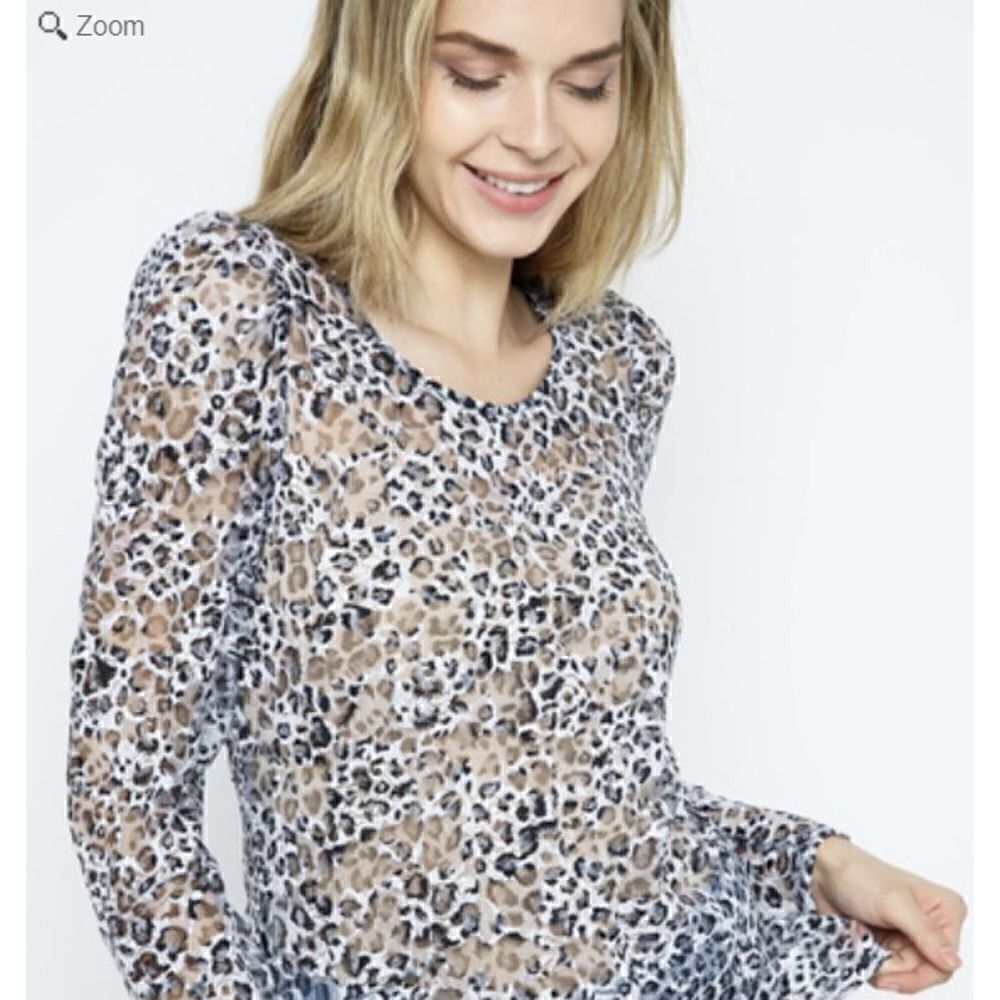 Vocal SHOULDER ANIMAL LACE Large NWT